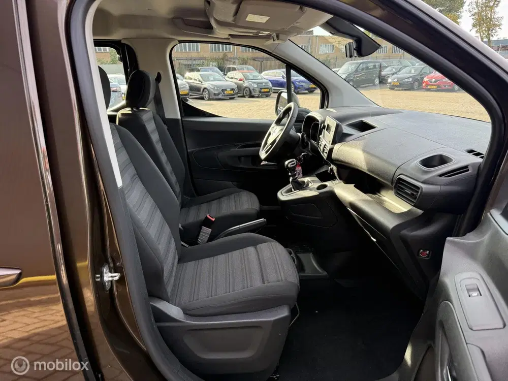 Opel Combo Life 1.2 Turbo L1H1 Edition uit 2019, foto 14