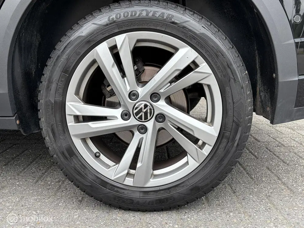 Volkswagen T-Roc 1.5 TSI R-Line Business uit 2023, foto 14