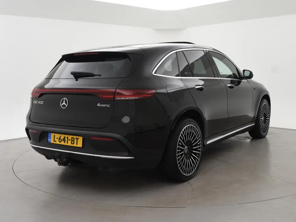 Mercedes-Benz EQC 400 4MATIC AMG SPORT 80 kWh + 21 INCH uit 2021, foto 2
