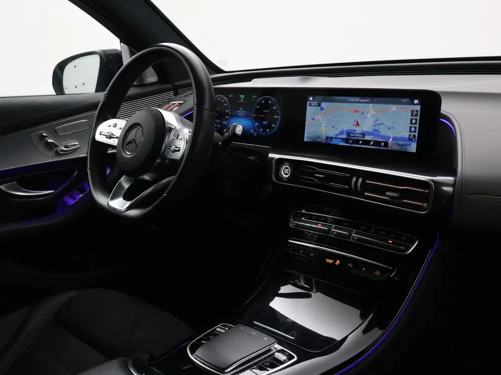 Mercedes-Benz EQC 400 4MATIC AMG SPORT 80 kWh + 21 INCH uit 2021, foto 4