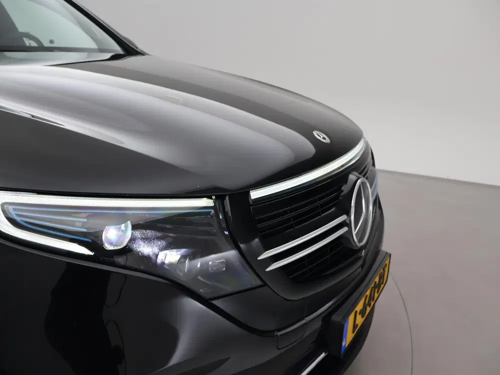 Mercedes-Benz EQC 400 4MATIC AMG SPORT 80 kWh + 21 INCH uit 2021, foto 6