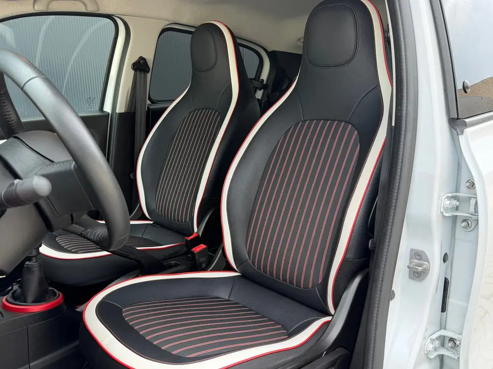 Renault Twingo 0.9 TCe Intens Half-leder uit 2019, foto 4