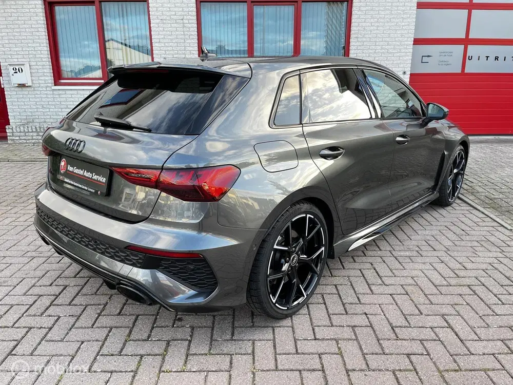 Audi RS3 2.5 TFSI RS 3 quattro uit 2022, foto 4