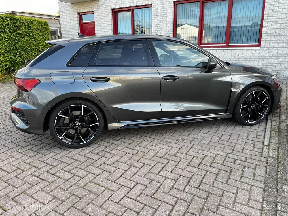 Audi RS3 2.5 TFSI RS 3 quattro uit 2022, foto 5