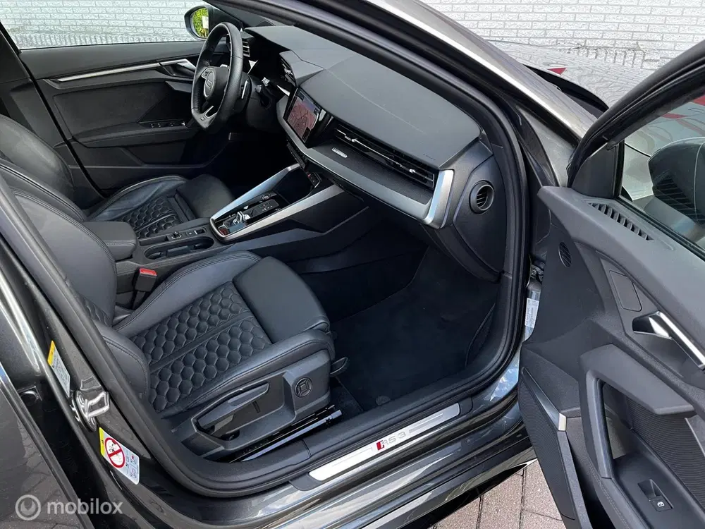 Audi RS3 2.5 TFSI RS 3 quattro uit 2022, foto 8