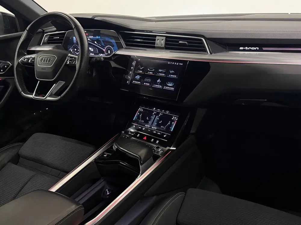 Audi e-tron S quattro 95 kWh B&O Memory Sfeer Luchtver uit 2022, foto 2