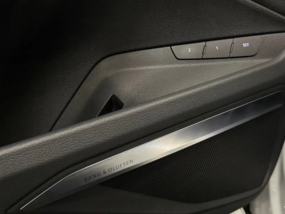 Audi e-tron S quattro 95 kWh B&O Memory Sfeer Luchtver uit 2022, foto 3
