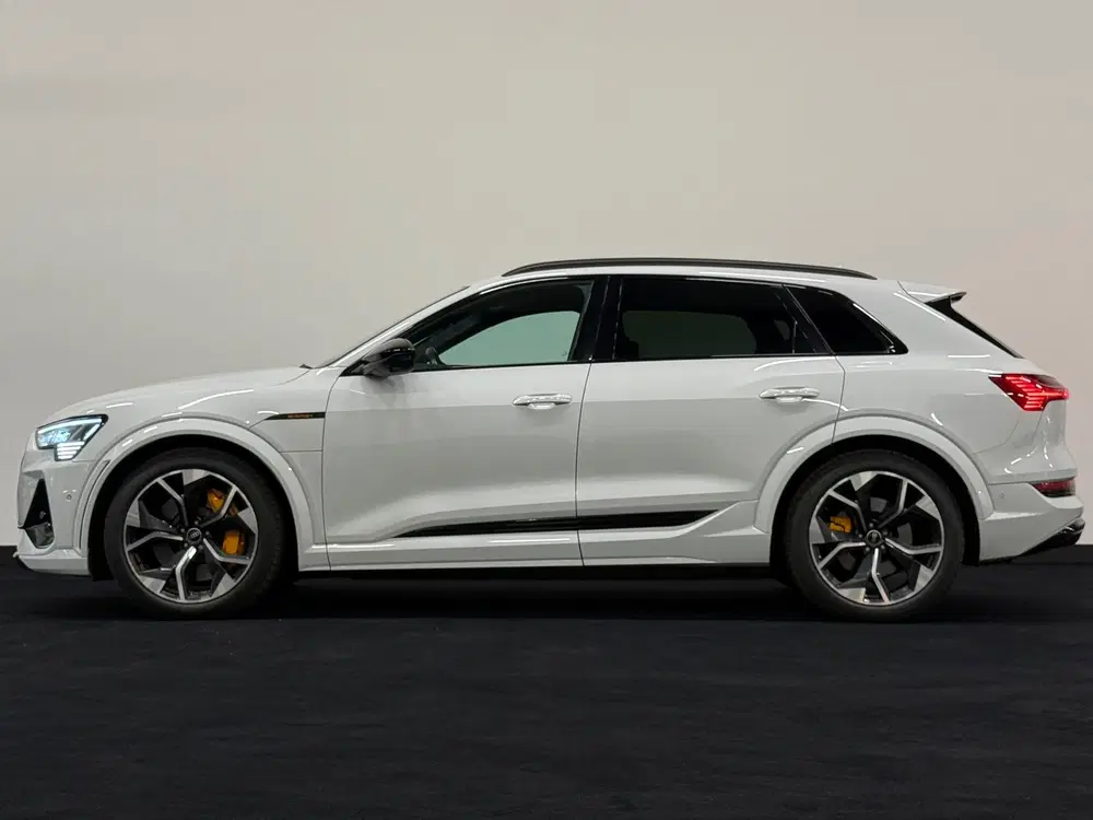Audi e-tron S quattro 95 kWh B&O Memory Sfeer Luchtver uit 2022, foto 4