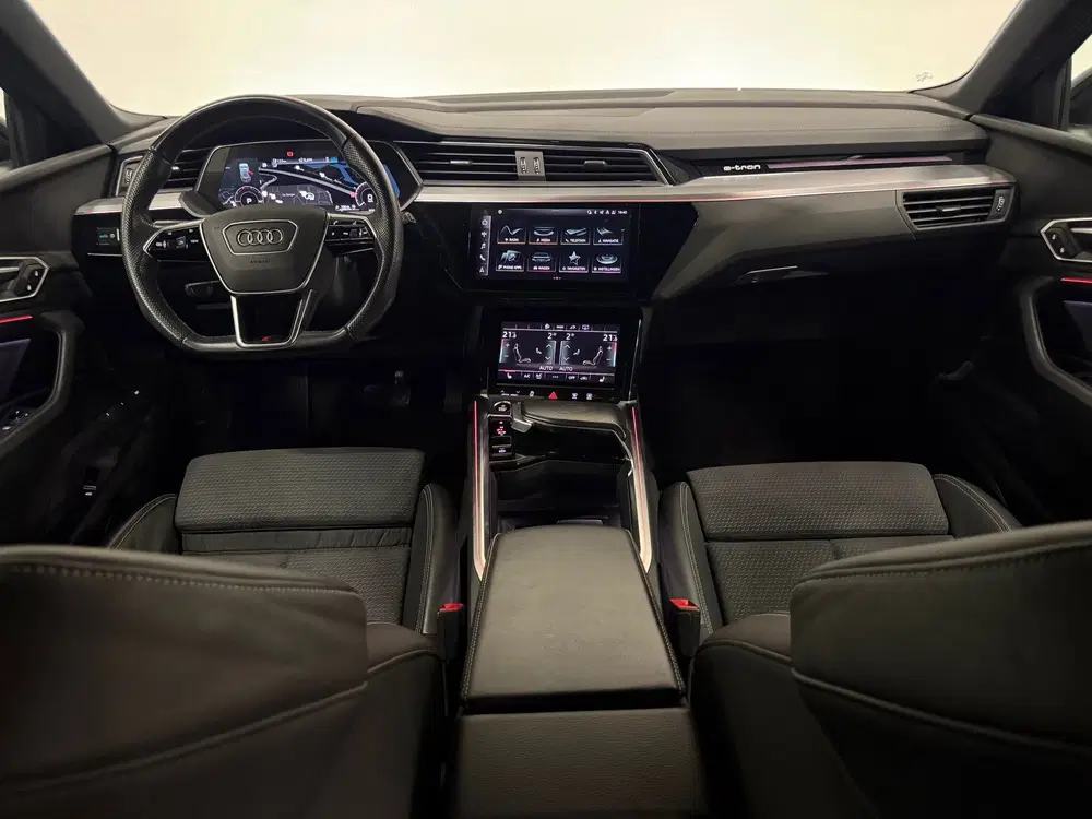 Audi e-tron S quattro 95 kWh B&O Memory Sfeer Luchtver uit 2022, foto 5