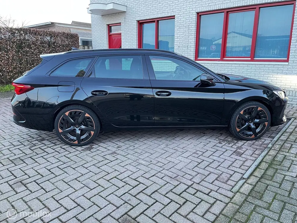 Cupra Leon 1.4 e-Hybrid PHEV uit 2024, foto 5