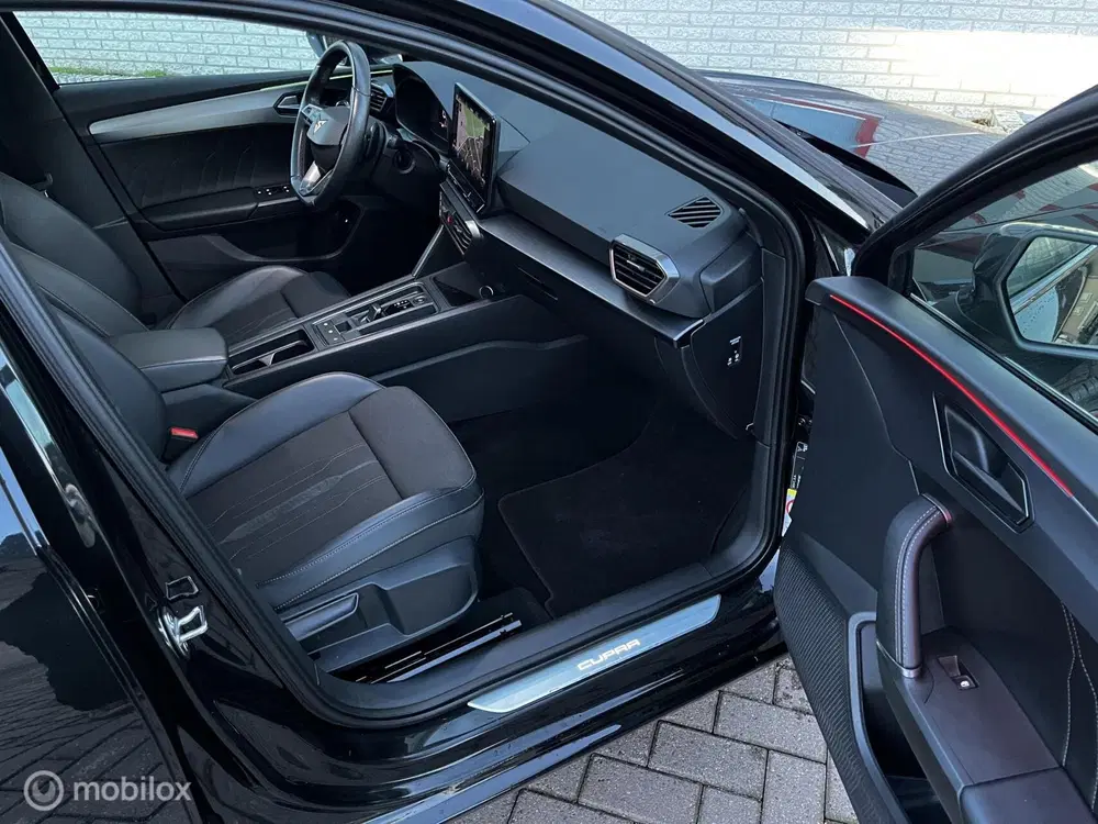 Cupra Leon 1.4 e-Hybrid PHEV uit 2024, foto 8