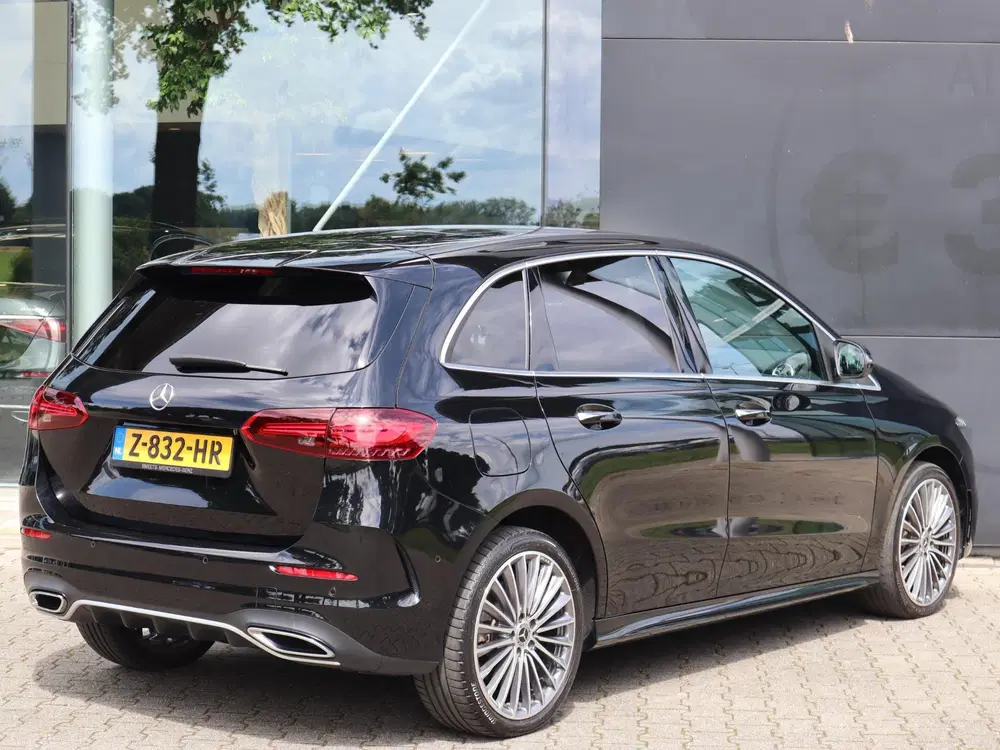 Mercedes-Benz B-Klasse 250 e AMG Line l Keyless l Achteruitr uit 2023, foto 2