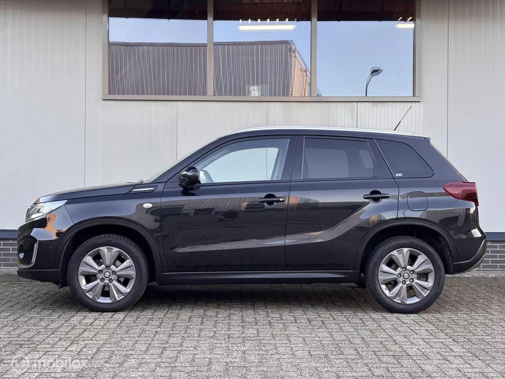 Suzuki Vitara 1.5 Hybrid AUTOMAAT Camera Keyless Dealer uit 2023, foto 3