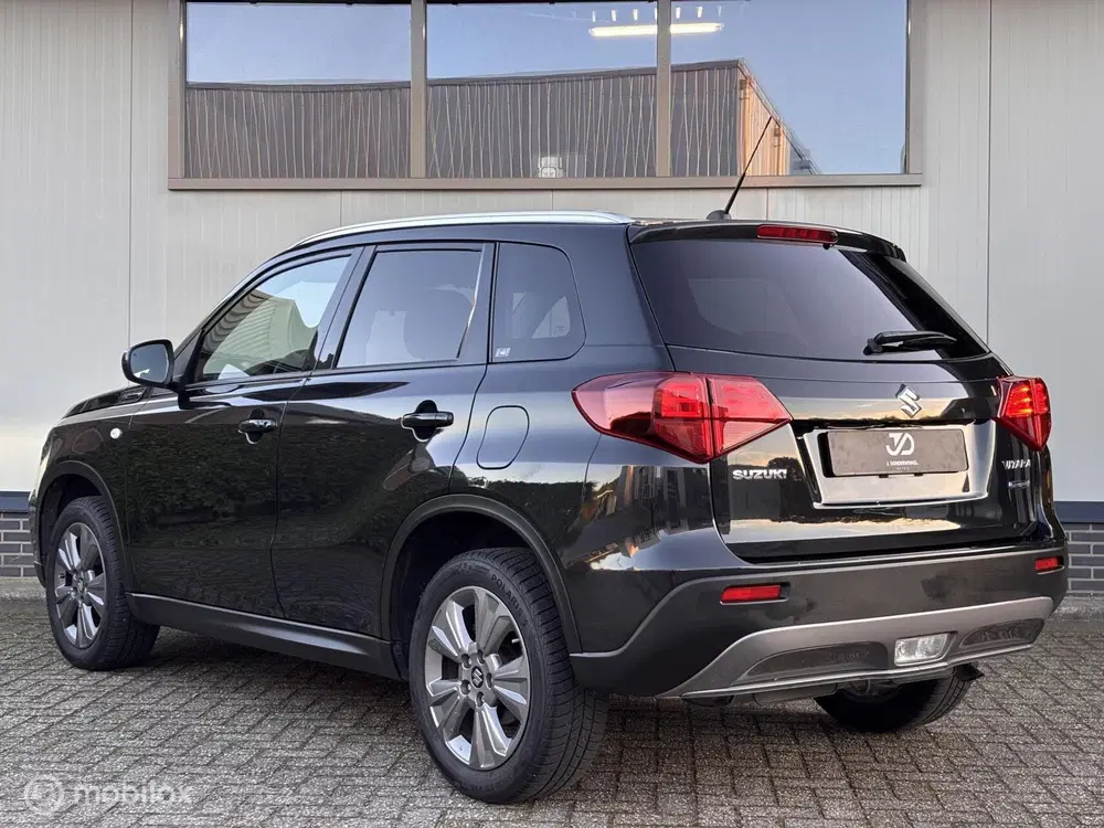 Suzuki Vitara 1.5 Hybrid AUTOMAAT Camera Keyless Dealer uit 2023, foto 4