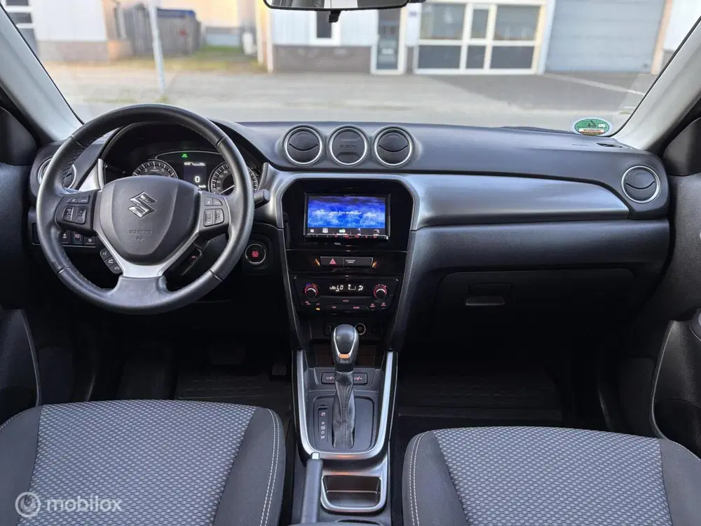 Suzuki Vitara 1.5 Hybrid AUTOMAAT Camera Keyless Dealer uit 2023, foto 7