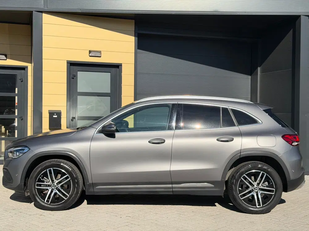 Mercedes-Benz GLA 250 e Luxury Line uit 2023, foto 4