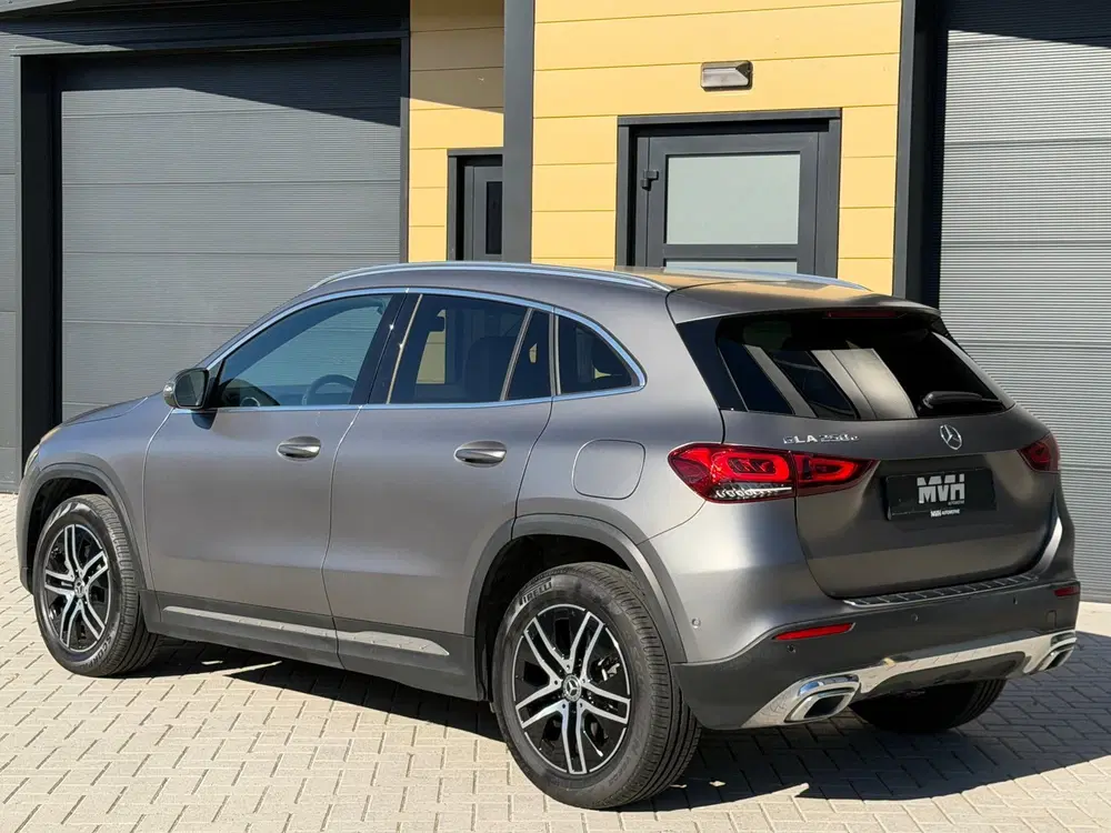 Mercedes-Benz GLA 250 e Luxury Line uit 2023, foto 6