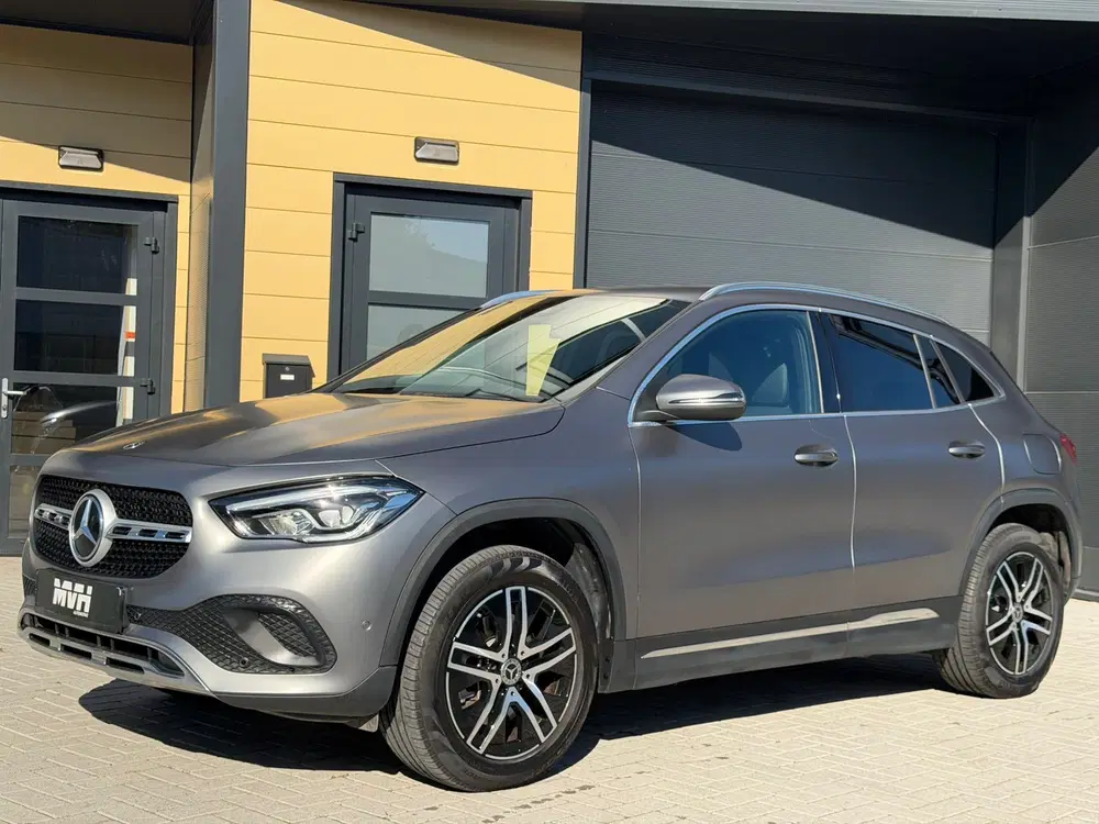 Mercedes-Benz GLA 250 e Luxury Line uit 2023, foto 9