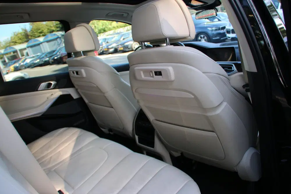 BMW X5 XDrive40i High Executive DEALER OND. PANO uit 2019, foto 12