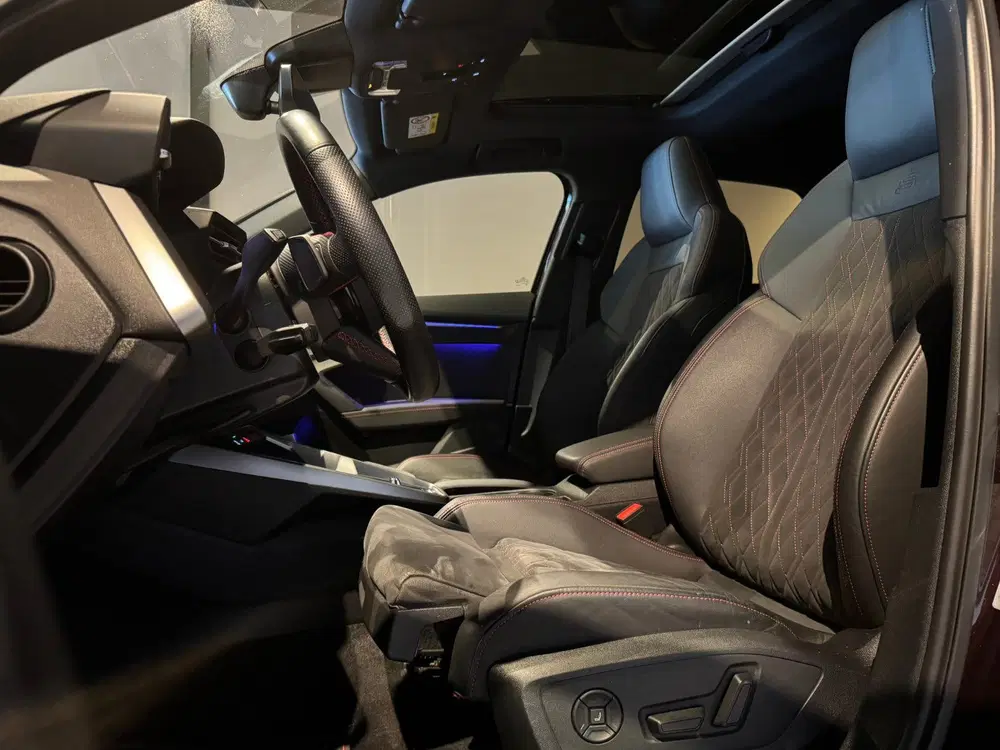 Audi A3 A3 40 Tfsi e 204PK uit 2021, foto 11