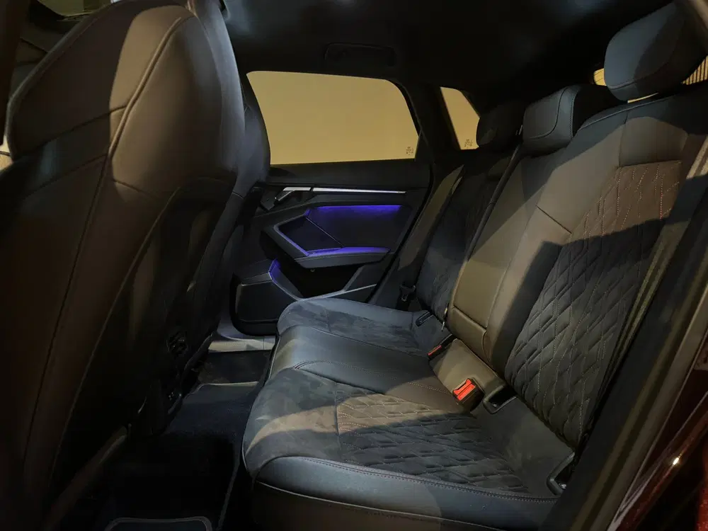 Audi A3 A3 40 Tfsi e 204PK uit 2021, foto 13