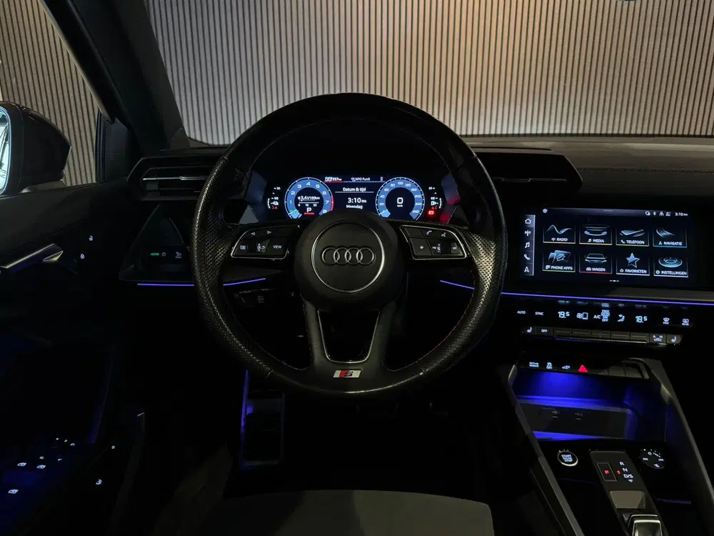 Audi A3 A3 40 Tfsi e 204PK uit 2021, foto 15