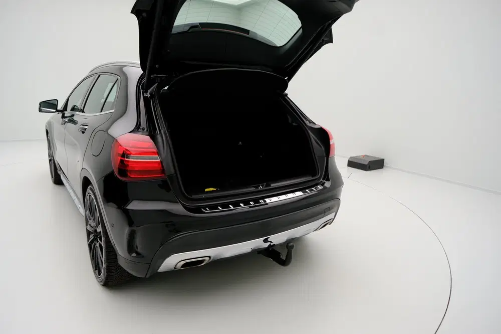 Mercedes-Benz GLA 180 Business Solution AMG Aut. LED uit 2019, foto 11