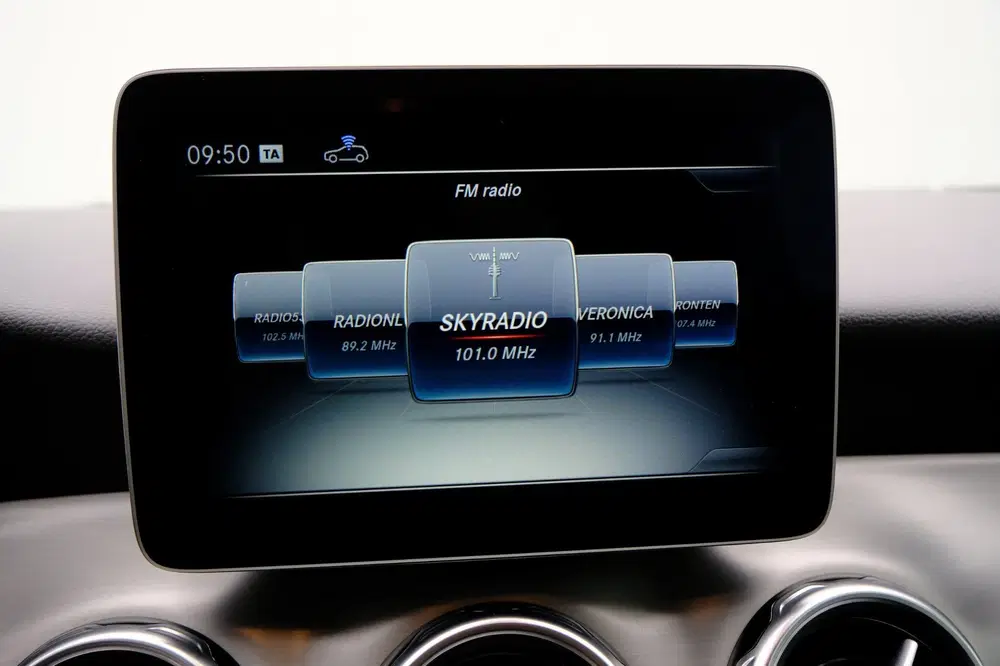 Mercedes-Benz GLA 180 Business Solution AMG Aut. LED uit 2019, foto 15