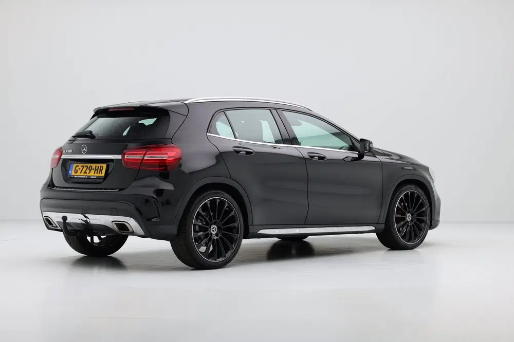 Mercedes-Benz GLA 180 Business Solution AMG Aut. LED uit 2019, foto 3