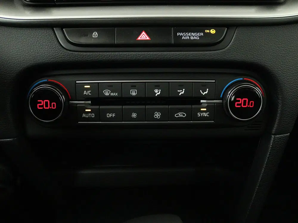 Kia Ceed 1.5 T-GDi DynamicLine uit 2025, foto 11
