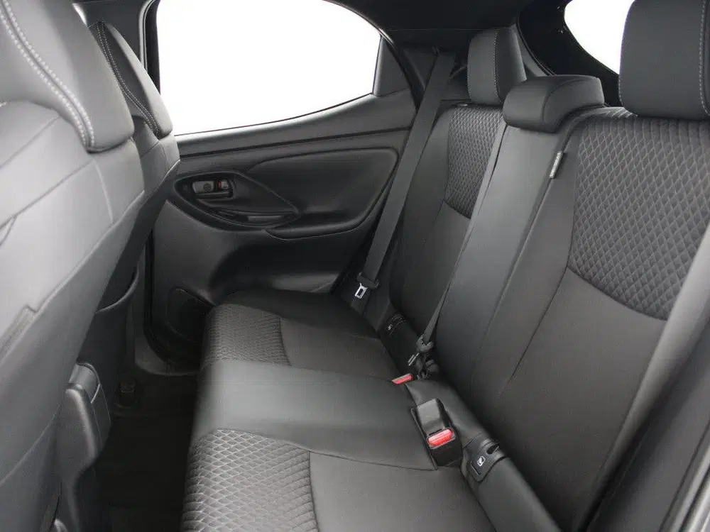 Toyota Yaris 1.5 Hybrid 130 Executive *DEMO* uit 2026, foto 11