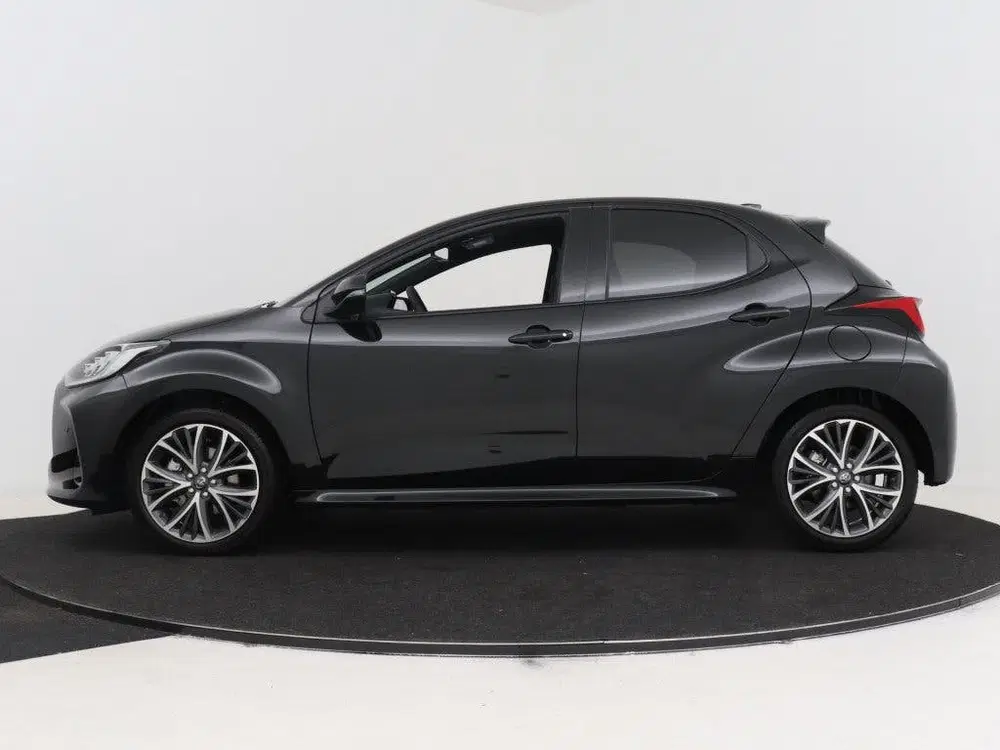 Toyota Yaris 1.5 Hybrid 130 Executive *DEMO* uit 2026, foto 3