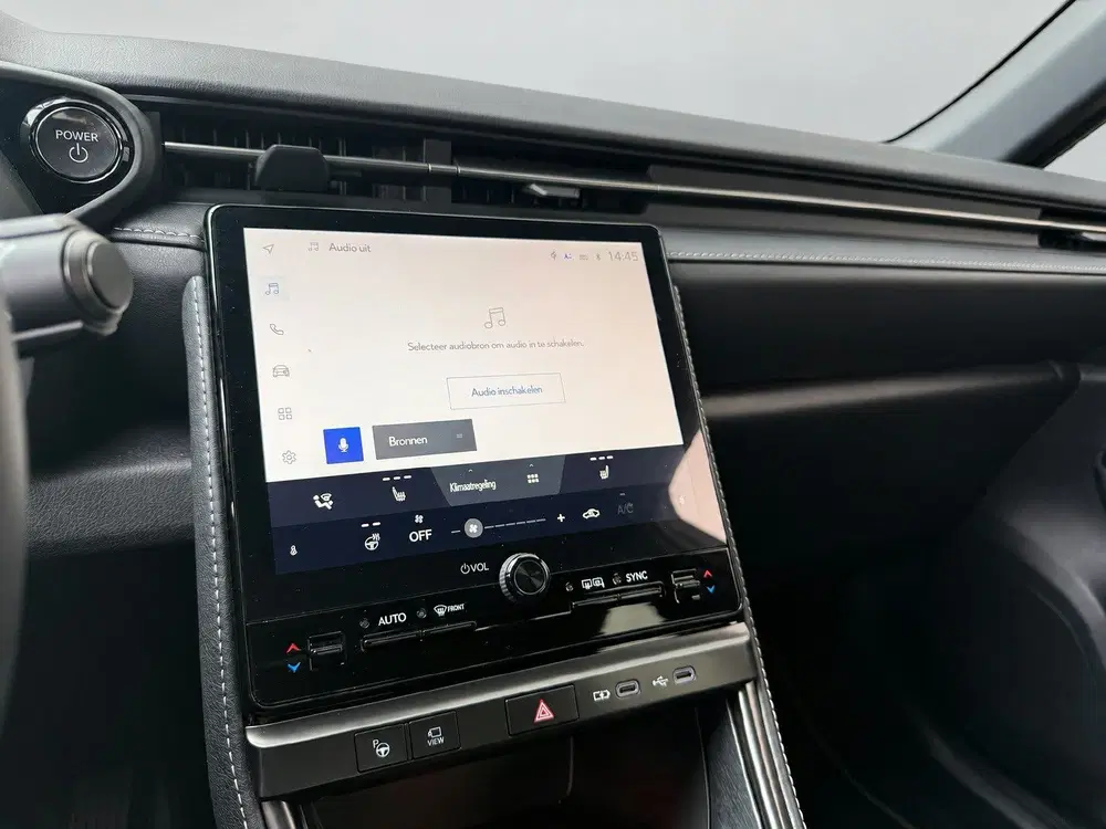 Lexus LBX 1.5 Relax 2WD uit 2025, foto 13