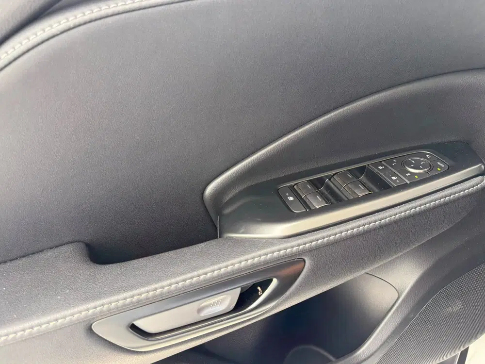 Lexus LBX 1.5 Relax 2WD uit 2025, foto 14