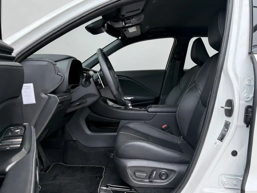 Lexus LBX 1.5 Relax 2WD uit 2025, foto 6