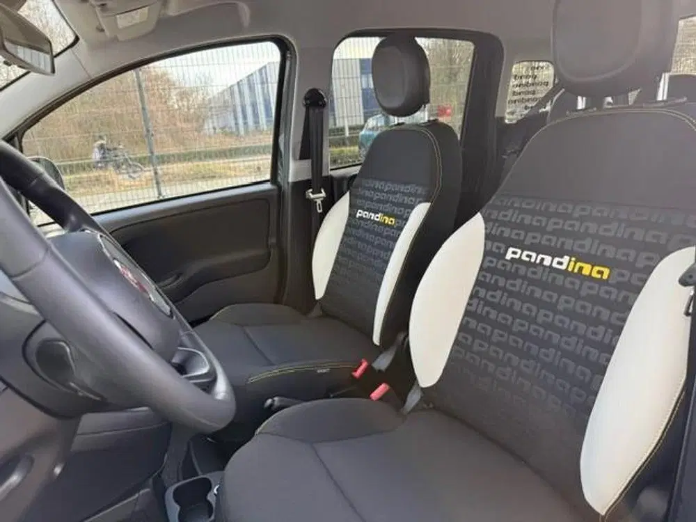Fiat Panda Pandina Cross 70 pk Hybrid Navigatie via a uit 2025, foto 5