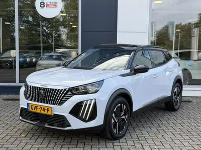 Peugeot 2008 1.2 Hybrid 136 GT Camera uit 2025