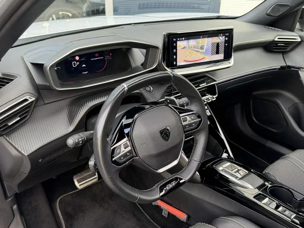 Peugeot 2008 1.2 Hybrid 136 GT Camera uit 2025, foto 7