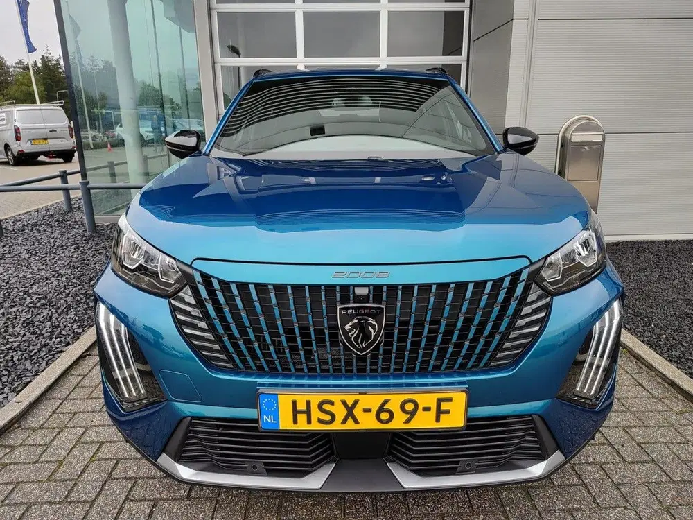 Peugeot 2008 1.2 Hybrid 145 Allure automaat uit 2025, foto 11