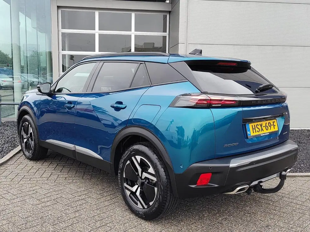 Peugeot 2008 1.2 Hybrid 145 Allure automaat uit 2025, foto 3