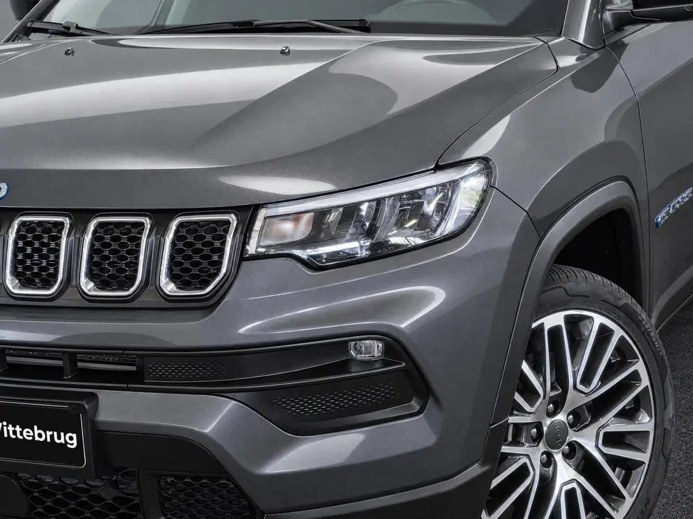 Jeep Compass 4xe 240 Plug-in Hybrid Electric Limited me uit 2022, foto 14