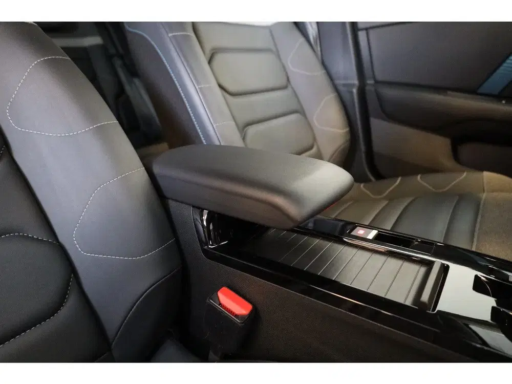 Citroën C4 Ë-C4 Shine 50 kWh GRATIS WALLBOX uit 2023, foto 13