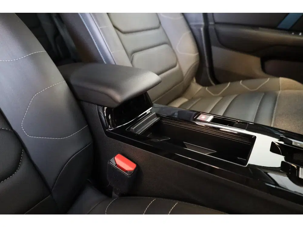 Citroën C4 Ë-C4 Shine 50 kWh GRATIS WALLBOX uit 2023, foto 14