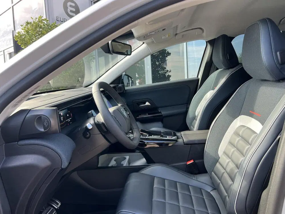 Citroën C5 Aircross 1.2 Hybrid 145 Max Automaat (bj 2026) uit 2026, foto 6