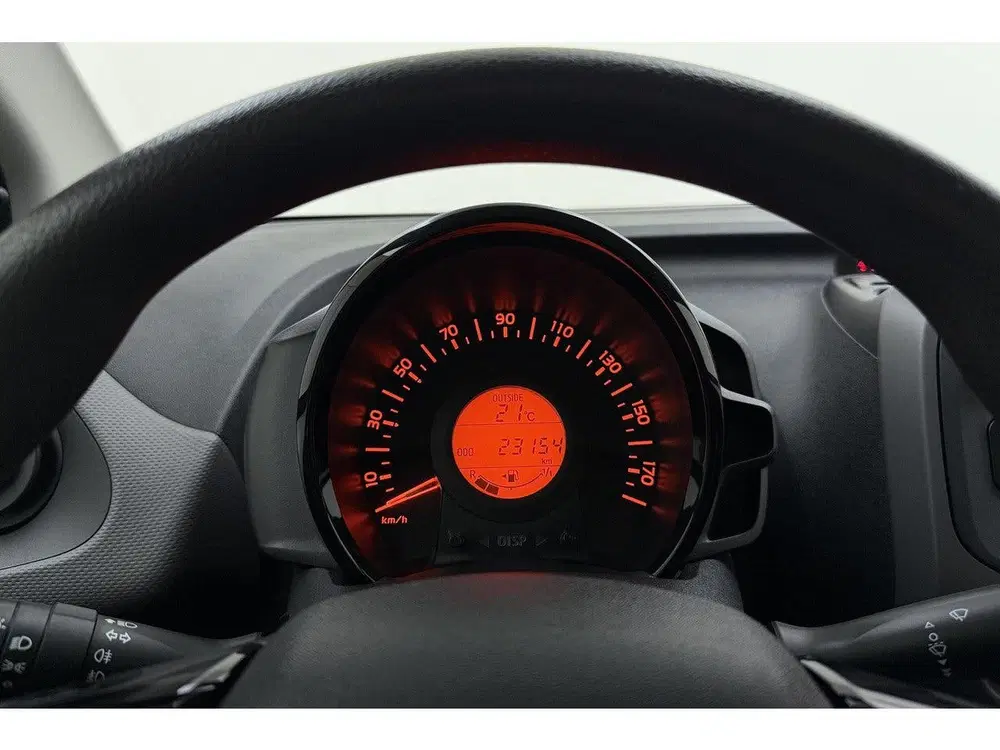 Peugeot 108 1.0 e-VTi 72pk Active 5 deurs uit 2021, foto 15