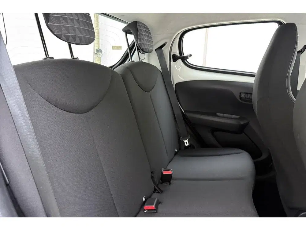 Peugeot 108 1.0 e-VTi 72pk Active 5 deurs uit 2021, foto 7