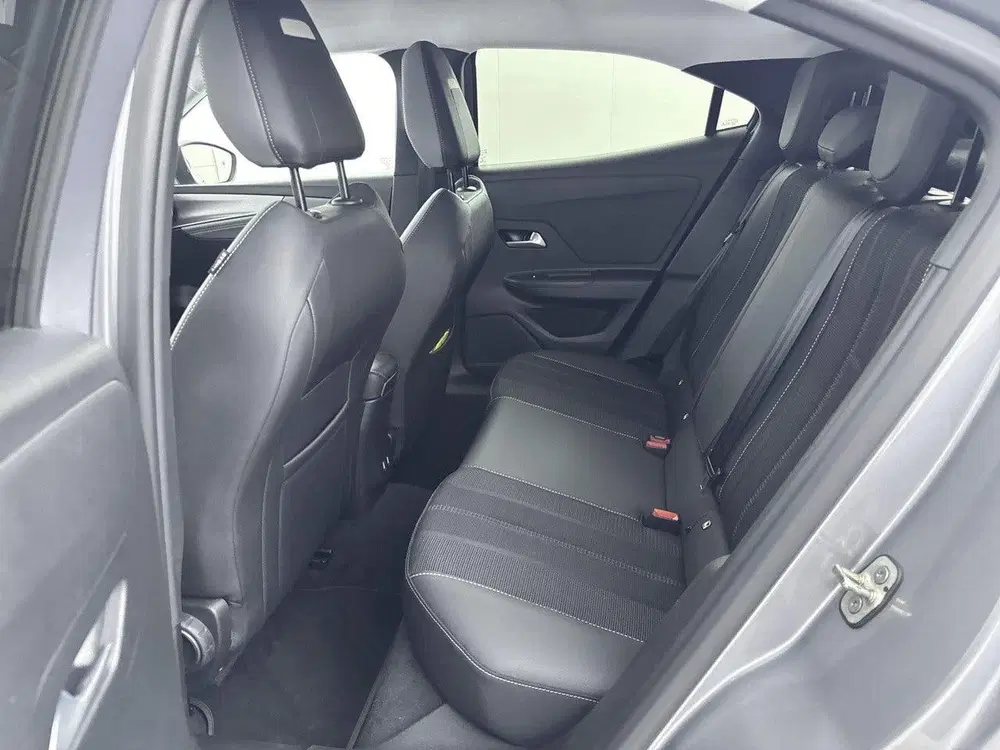 Opel Mokka 1.2 Business Elegance uit 2021, foto 13