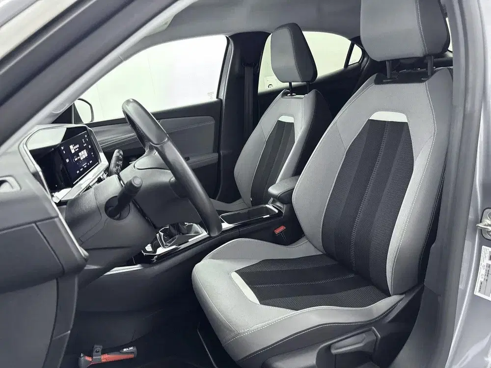Opel Mokka 1.2 Business Elegance uit 2021, foto 9
