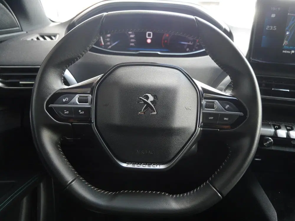 Peugeot 3008 1.2T 130pk Allure Pack Business uit 2024, foto 15
