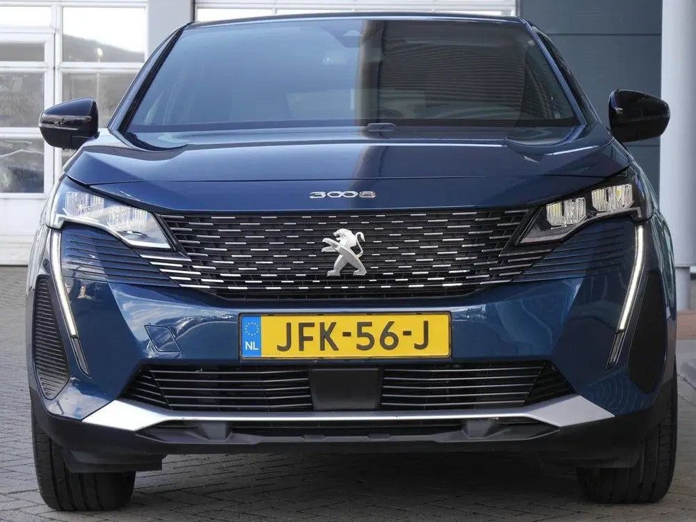 Peugeot 3008 1.2T 130pk Allure Pack Business uit 2024, foto 2